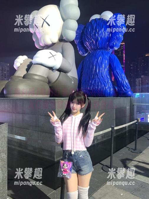 每周盯着黑料网在线，踏上这个入口感觉就像偷瞄八卦杂志。
