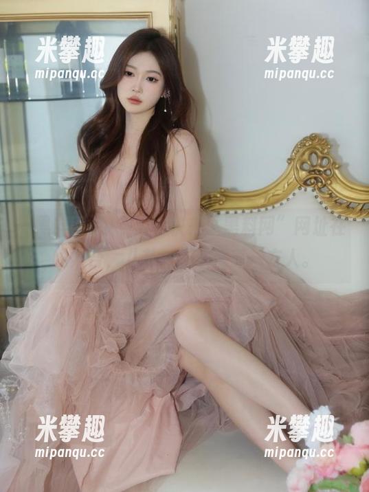 黑料网 瓜友们,快来“黑料网”网址在线集合,八卦一方水土养一方人。