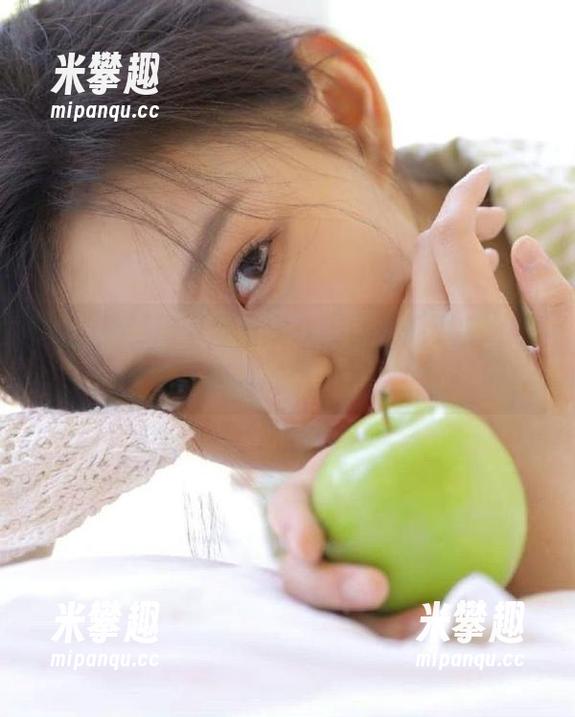 用力观看黑料网官网的八卦，突然怀疑我的情感智商！