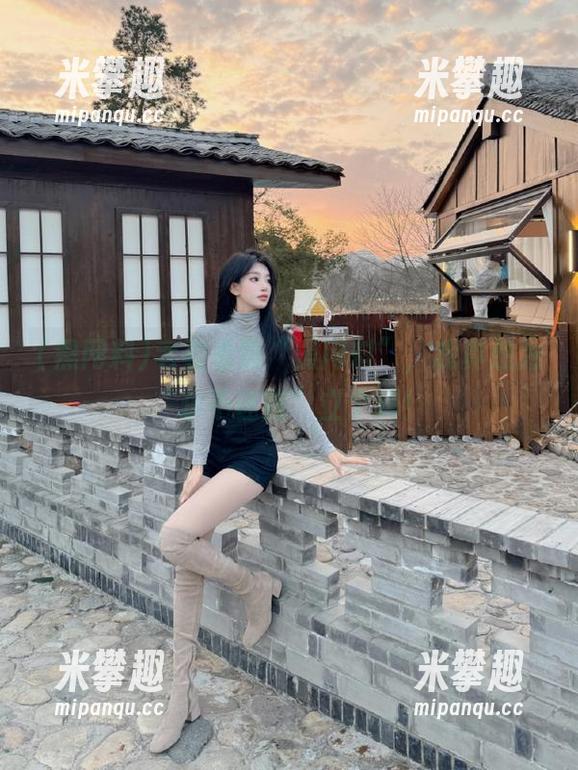 黑网料 老婆看到“黑网料”,我真想为“永不迷路”立个碑!