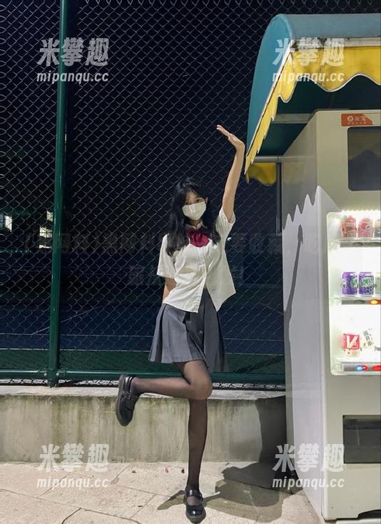 黑网料导航一定要收藏，吃瓜之旅从这里出发！